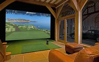 Create your Personal 18 Holes with an Indoor Golf Simulator